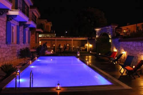 Tarcin Alacati Otel (Adults Only) Eksteriør bilde