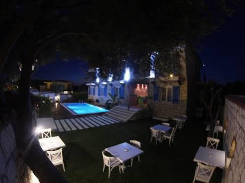 Tarcin Alacati Otel (Adults Only) Eksteriør bilde